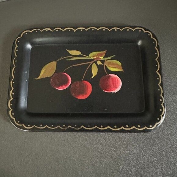 Vintage Hand Painted Metal Cherry Cherries Tray - Picture 1 of 2